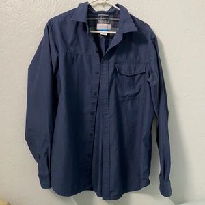 Columbia Omni Wick Button Up in Navy